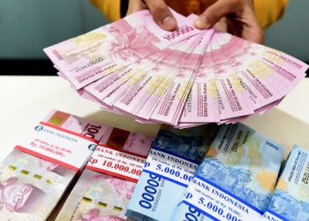 SEPULUH TIPS MENGHEMAT UANG ANDA