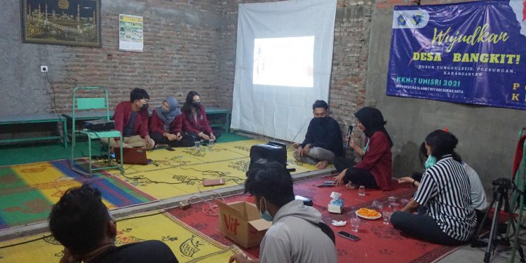 Pelatihan Public Speaking Dalam Upaya Branding Social Media