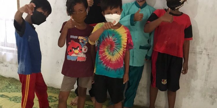 Sosialisasi Ekonomi Kreatif Untuk Meningkatkan Minat dan Bakat Tentang Kewirausahaan Sejak Dini