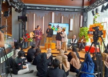 KULIAH ASYIK, RASA PIKNIK DI TA MEDIA GRUP