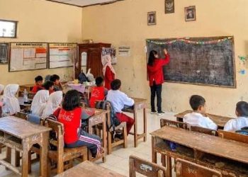 Mengenalkan Sistem Hukum kepada Anak Sekolah Dasar untuk Membangun Karakter Berintegritas
