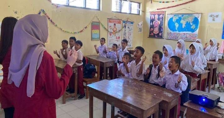 Sejak Dini Harus Sadar Terhadap Ekonomi Kreatif Bersama Siswa SD