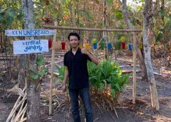 Pembuatan Taman Vertikal