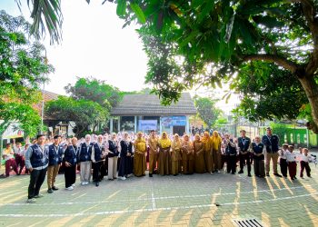 Pojok Literasi Hadir di SDN Warung Jaud: Menghidupkan Imajinasi, Menumbuhkan Semangat Membaca