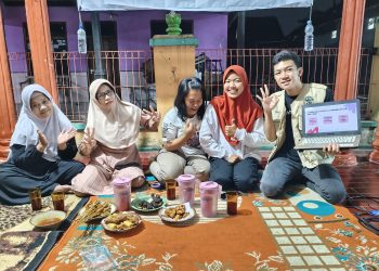 Kuliah Kerja Nyata Universitas Slamet Riyadi Agendakan Latihan Keuangan Sederhana untuk Usaha Kecil