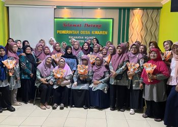 Mahasiswa KKN UNISRI Surakarta Gelar Sosialisasi Dana Darurat untuk Keluarga Sejahtera di Desa Kwaren