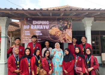 UMKM Tradisional Emping dan Tape Tampil Lebih Profesional dengan Banner dan Logo Produk