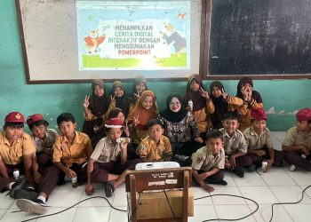 Menghidupkan Imajinasi Siswa: KKN UNISRI Hadirkan Cerita Digital Interaktif di SD Negeri 2 Kwaren