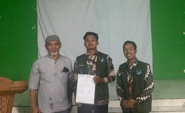 Mahasiswa KKN UNISRI Bantu Desa Wunut Bangun Profil Desa Wisata