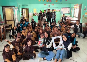 KKN 65 Ajak Siswa SD Negeri 1 Gatak Latihan Menyuarakan Pendapat dengan Santun