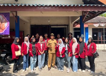 Mahasiswa Universitas Slamet Riyadi Surakarta Gelar Sosialisasi Pemanfaatan Media Sosial untuk Pemasaran Produk UMKM di Desa Nangsri, Kab.  Klaten