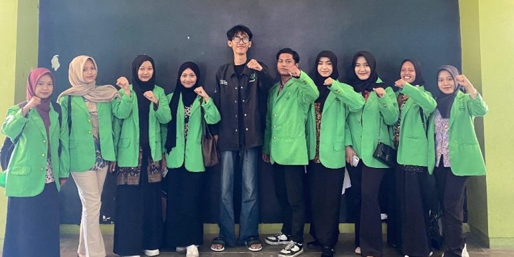 Semangat Baru PMII Rayon Mohammad Hatta Menembus Ajang Debat Islamic Banking Fair 2025