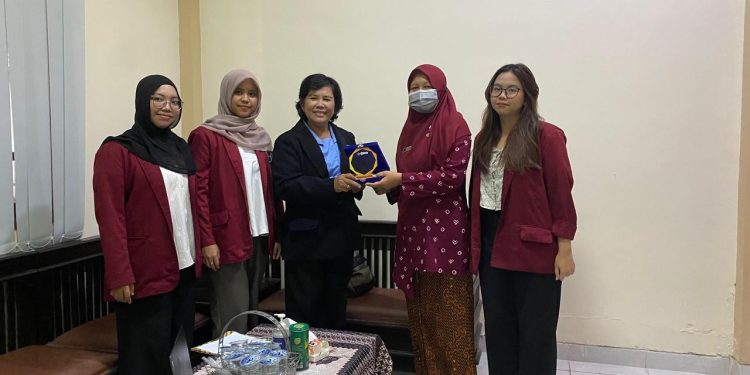 Mahasiswa UNISRI Laksanakan Magang di Kelurahan Purwosari untuk Mendukung Pelayanan Publik