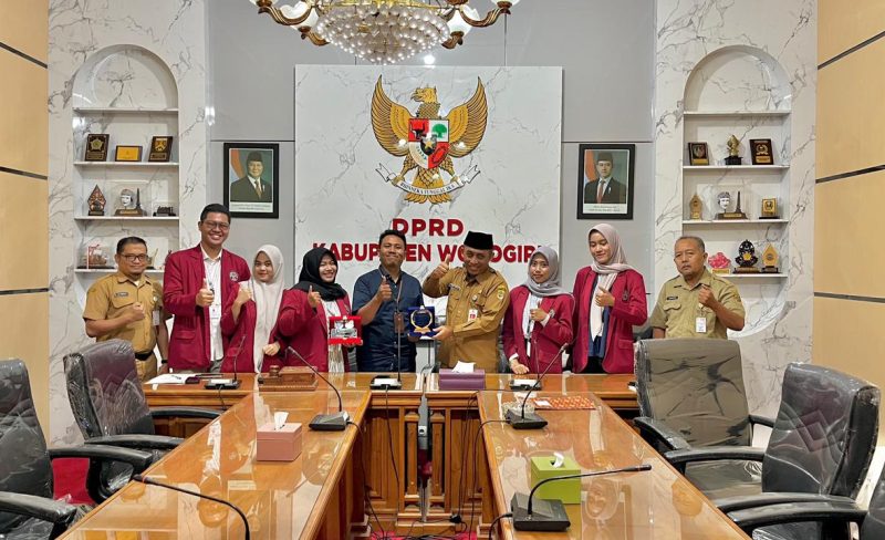 Foto. Dokumentasi kegiatan magang kerja mahasiswa UNISRI, Fatika Fitri Nur Hidayah
